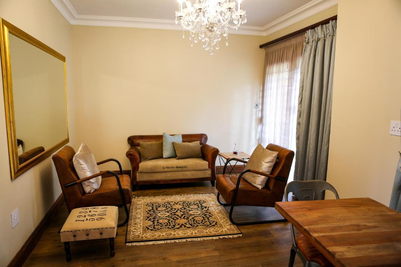 Scott'S Manor Guesthouse Function And Conference Venue Lichtenburg Exterior foto